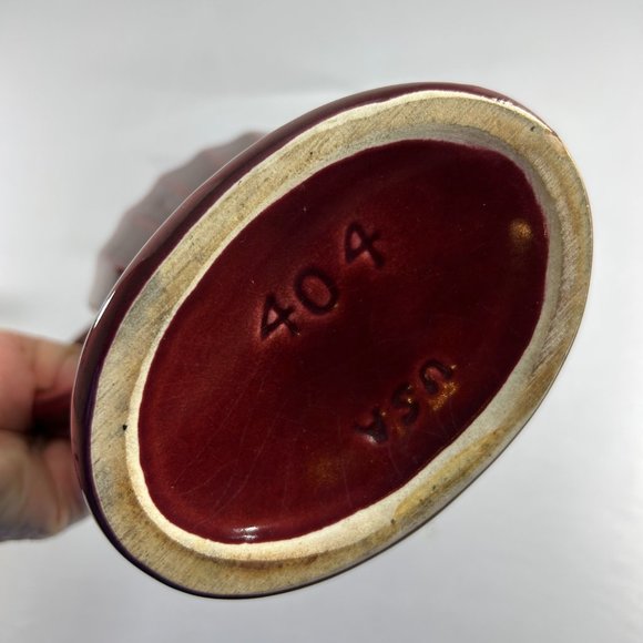 Vintage Camark Art Pottery Double Handle Trophy Style Vase Urn 404 USA Maroon - Picture 6 of 9